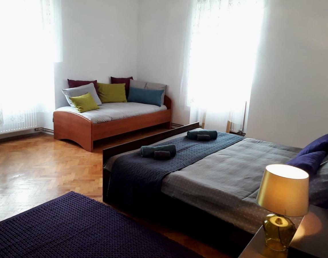 Chloee Appartement Rijeka Buitenkant foto